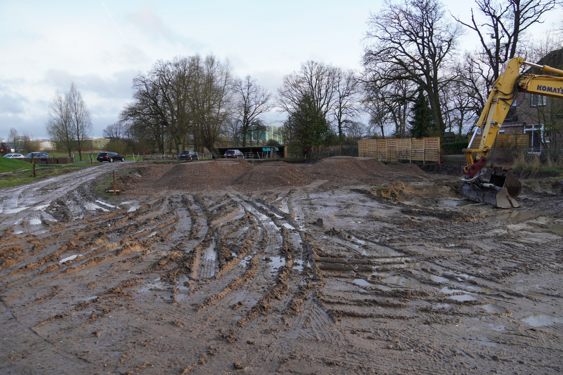 20210407 A052 HT Bau Reitplatz