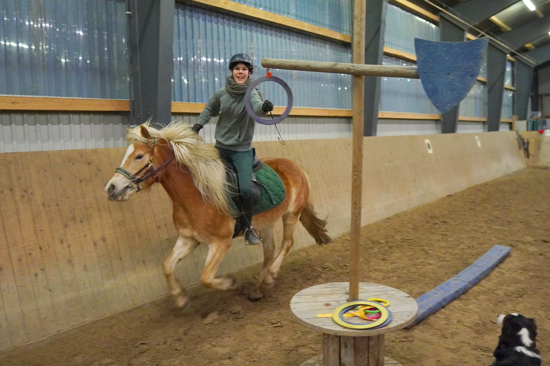 20220302 A123a HT Reitgruppe Mi1900